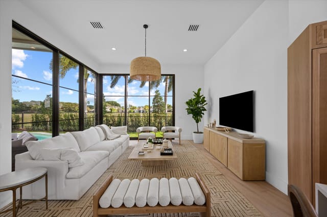 2578 Players Court, Wellington, FL 33414