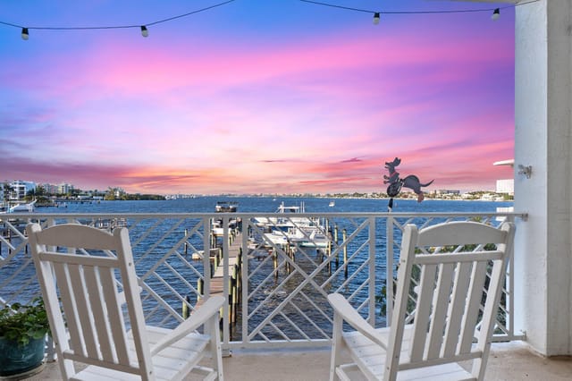 309 E Ocean Avenue 103, Lantana, FL 33462