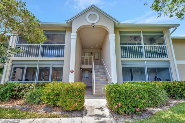 13811 Oneida Drive H1, Delray Beach, FL 33446