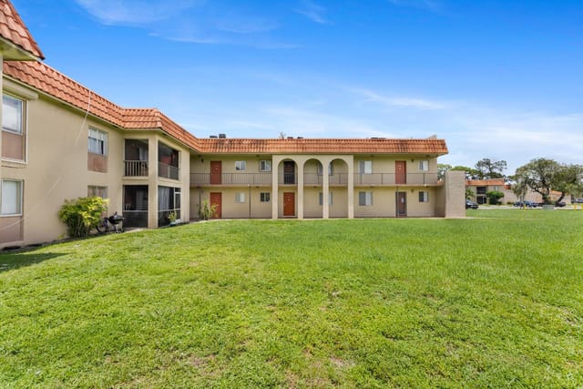 6100 Forest Hill Boulevard 209, West Palm Beach, FL 33415