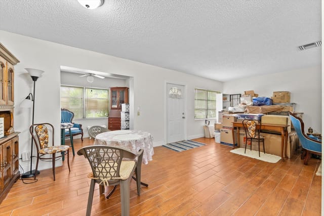Living/Dining/Florida