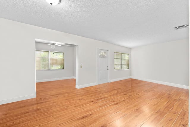 Living/Dining/Florida