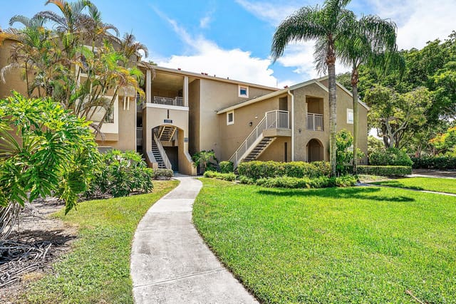 1780 Palm Cove Boulevard 6-105, Delray Beach, FL 33445