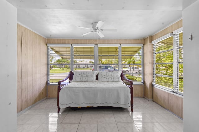 1097CirTerrW,AptC-Interior(4)