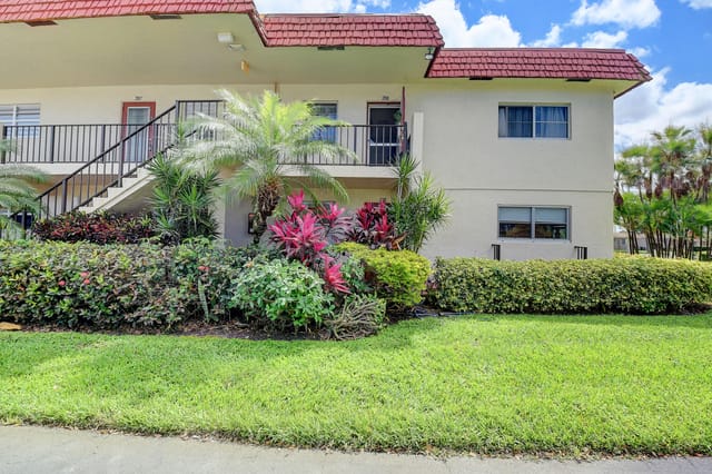 5 Abbey Lane 108, Delray Beach, FL 33446