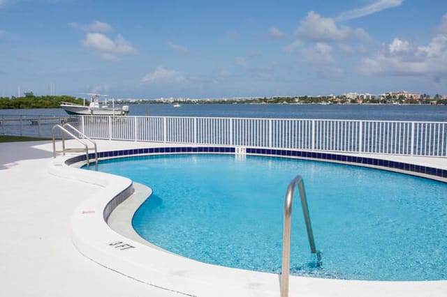 301 Croton Avenue 202, Lantana, FL 33462