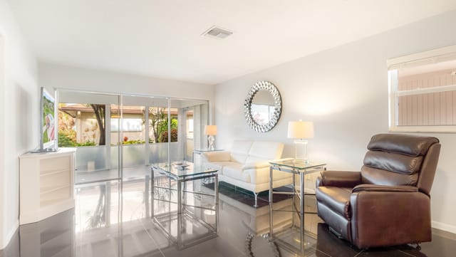 131 Mockingbird Lane, Delray Beach, FL 33445