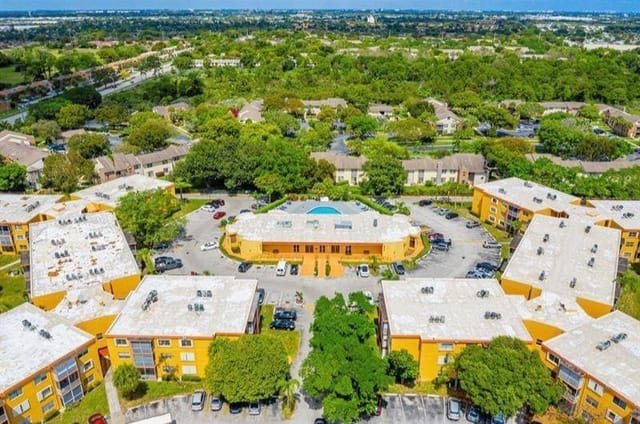 4374 NW 9th Avenue 17-3b, Deerfield Beach, FL 33064