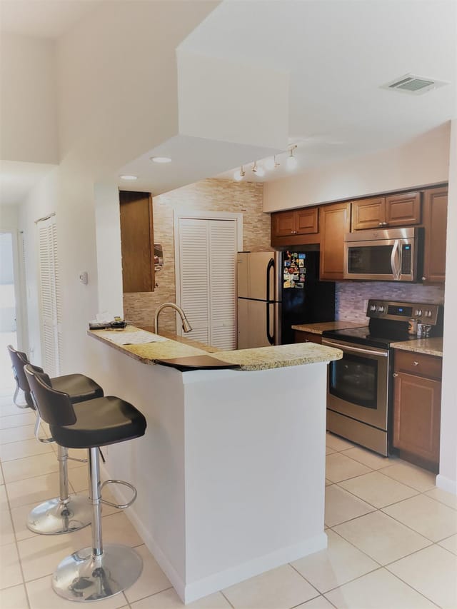 815 W Boynton Beach Boulevard 15-204, Boynton Beach, FL 33426