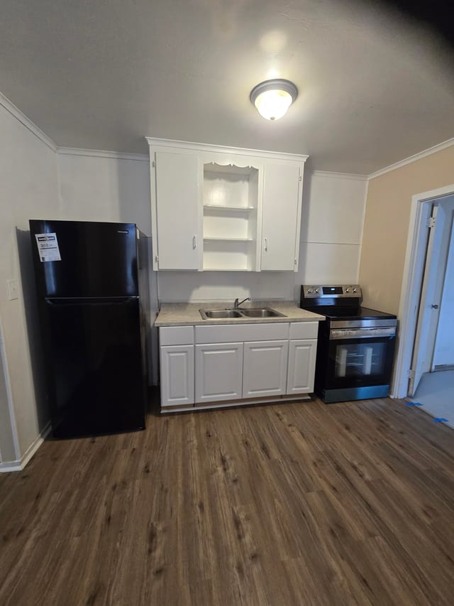 595 W 3rd Street, Riviera Beach, FL 33404