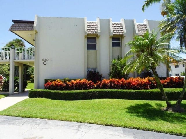 630 Snug Harbor Drive C6, Boynton Beach, FL 33435