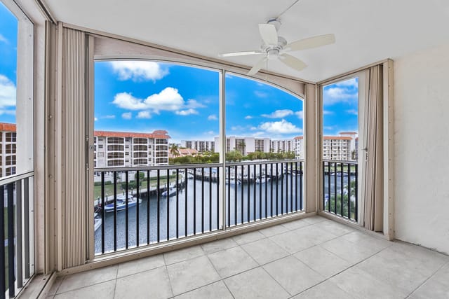 2871 N Ocean Blvd Apt F429-large-017-039
