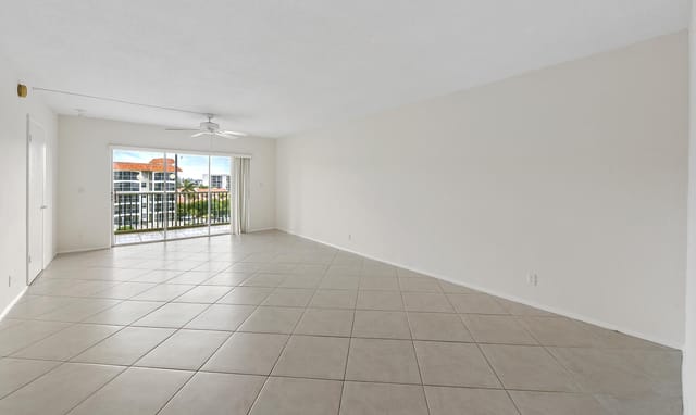 2871 N Ocean Blvd Apt F429-large-009-028