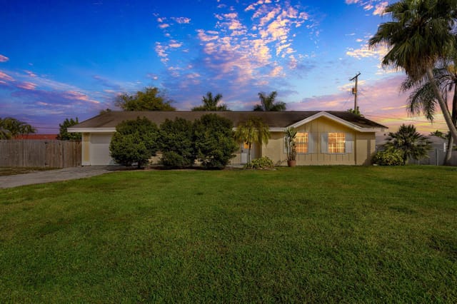 9199 Lantern Drive, Lake Worth, FL 33467