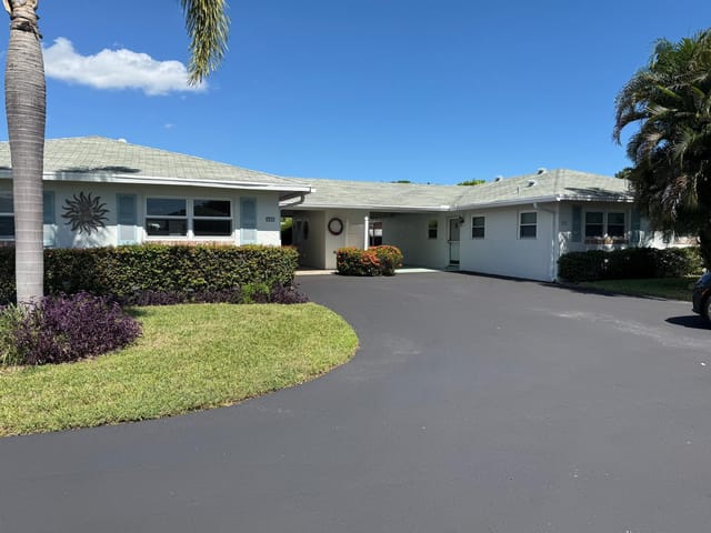 446 Bluebird Lane, Delray Beach, FL 33445
