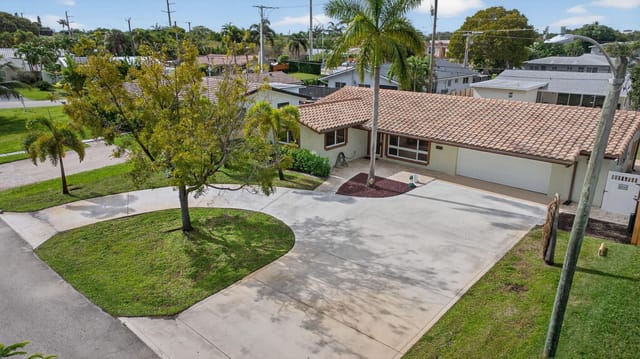 5511 NE 18th Terrace, Fort Lauderdale, FL 33308