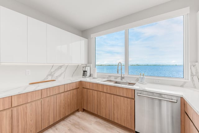 41 SW Seminole St Unit 306, Stuart, FL 3