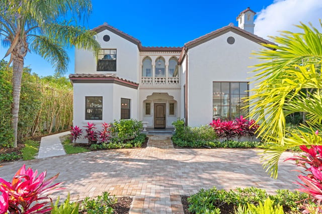 206 Greymon Drive, West Palm Beach, FL 33405