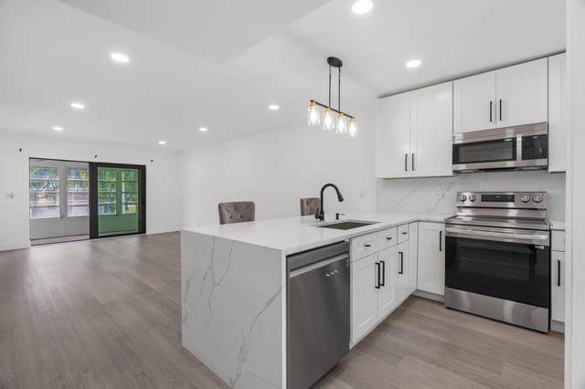 kitchen/living area