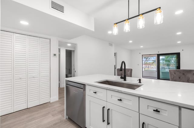 kitchen/ hallway closet
