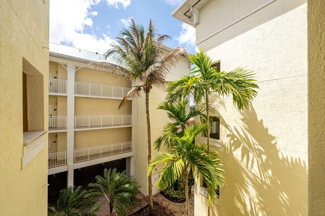 31-web-or-mls-975-nw-flagler-ave