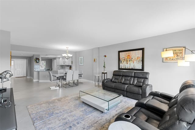 5938 Crystal Shores Drive 208, Boynton Beach, FL 33437
