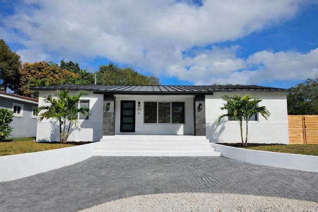 8801 N Miami Avenue, El Portal, FL 33150