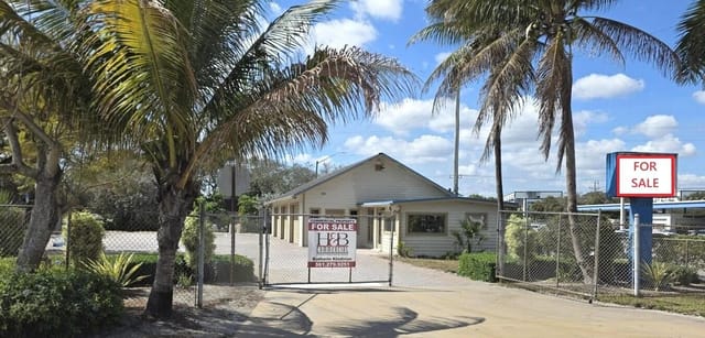 1710 W Atlantic Avenue, Delray Beach, FL 33444