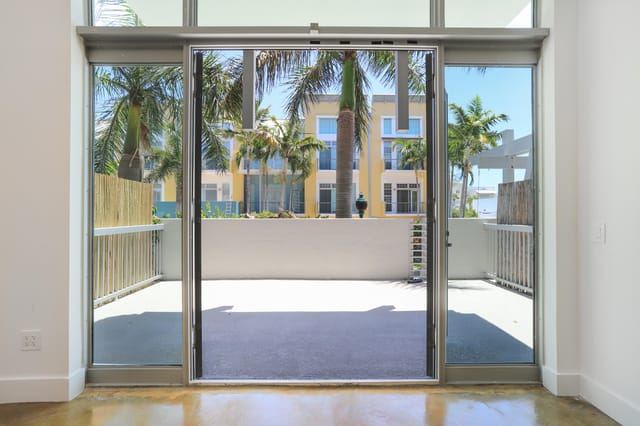 180 NE 4th Avenue 204, Delray Beach, FL 33483