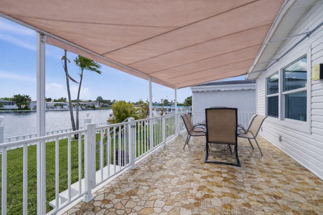38-web-or-mls-awning1