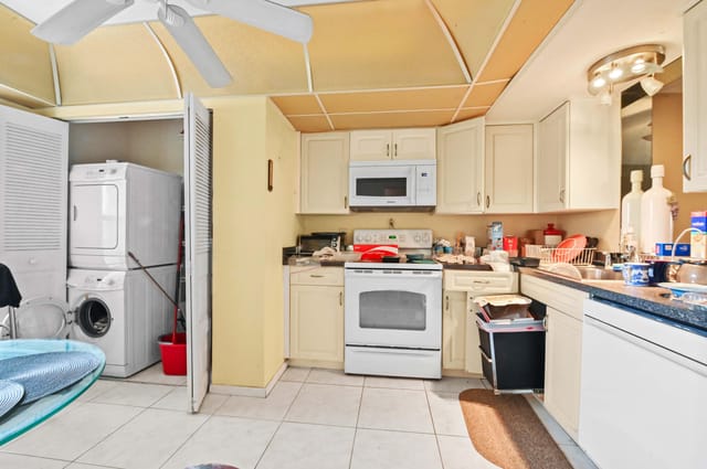 06 Kitchen 01