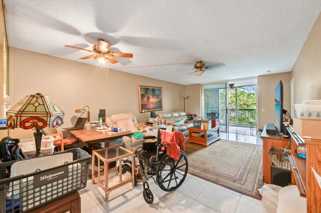 10 Dining room 02