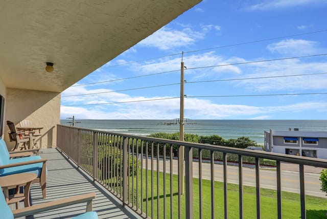 1055 Ocean Drive 403, Juno Beach, FL 33408
