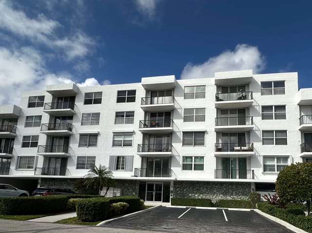 301 Croton Avenue 503, Lantana, FL 33462