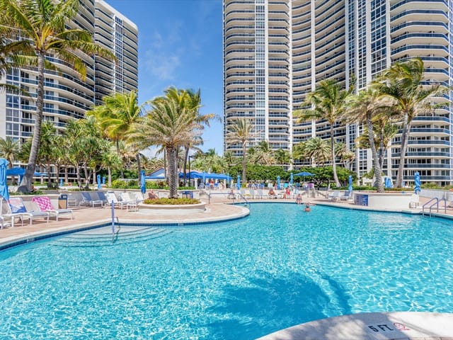 56-072-41_HD3100_N_Ocean_Blvd_Unit_1509_