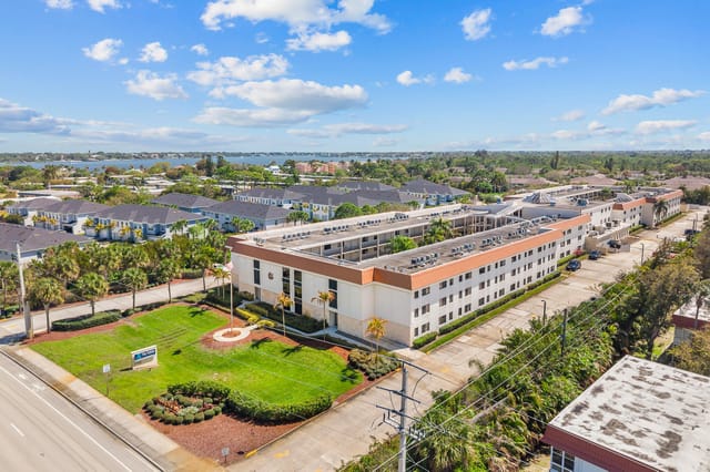 2750 SE Ocean Boulevard N101, Stuart, FL 34996