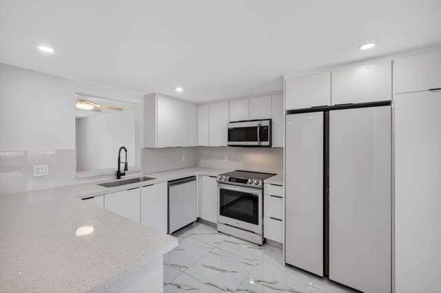 14375 Strathmore Lane 303