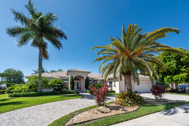 15234 SW 40th Street, Davie, FL 33331
