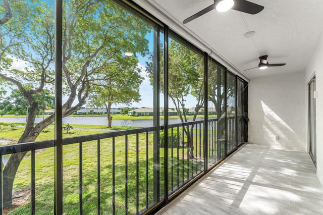 014-7192HuntingtonLane-DelrayBeach-FL-33