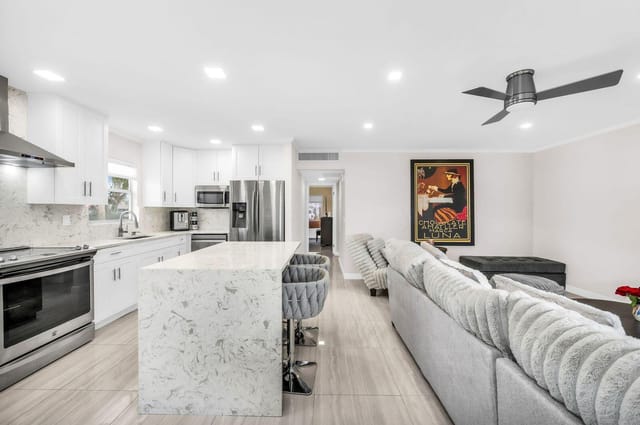 92 Valencia Drive D, Delray Beach, FL 33446