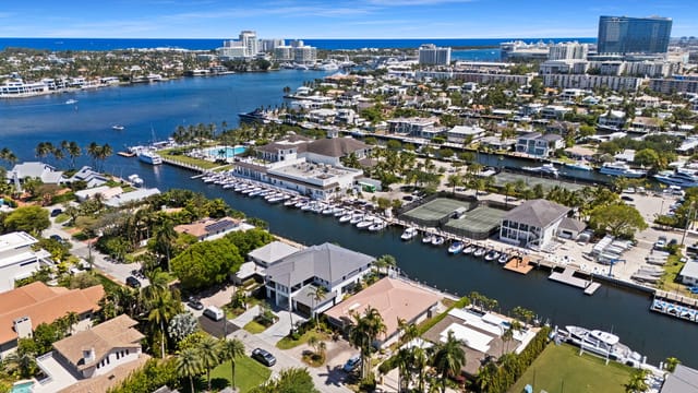1630 SE 11th Street, Fort Lauderdale, FL 33316