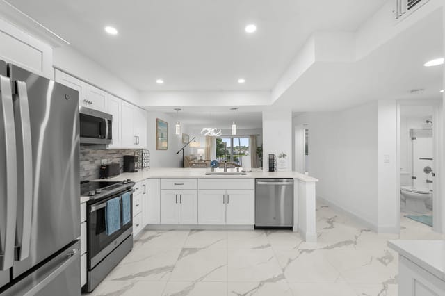 6936 Huntington Lane 302, Delray Beach, FL 33446