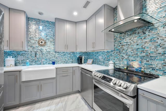 6517 Bay Club Dr unit 4_027