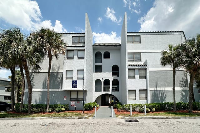 1900 N Congress Avenue 105, West Palm Beach, FL 33401