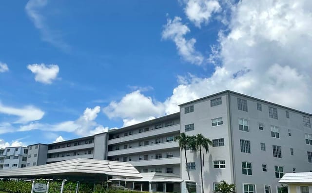 250 John F Kennedy Drive 202, Atlantis, FL 33462