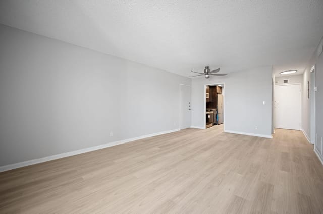 2-web-or-mls-900-ne-18th-ave