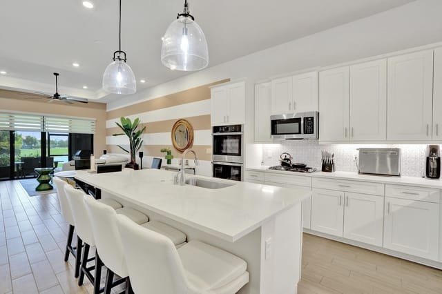 8334 W Blue Spring Drive 8334, Parkland, FL 33067