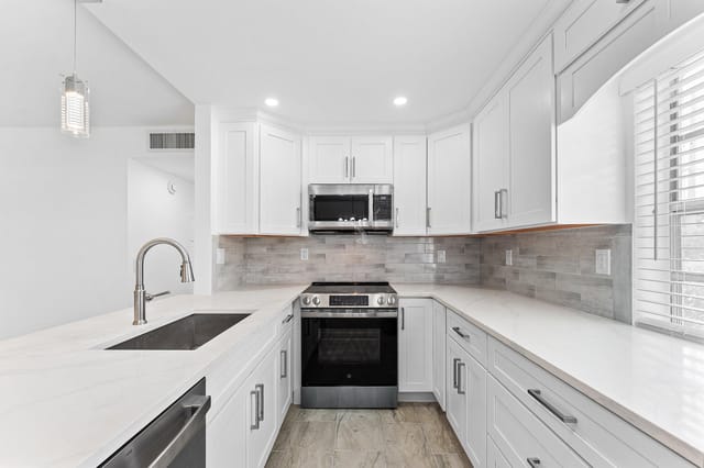 790 Burgundy Q, Delray Beach, FL 33484