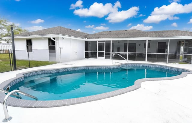 106 Segovia Court, Royal Palm Beach, FL 33411