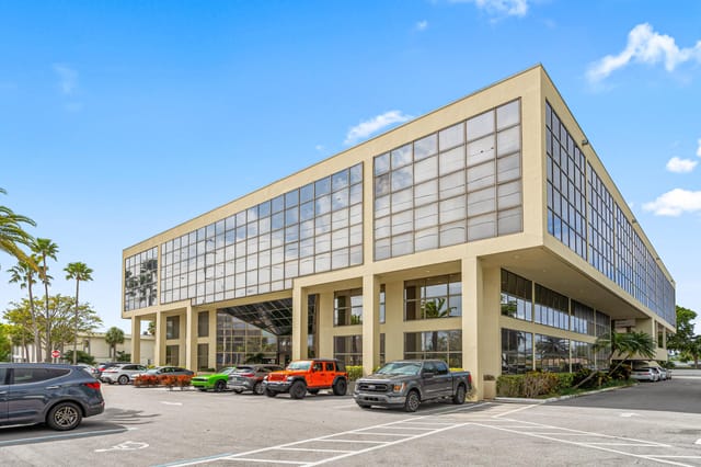 631 US Highway 1 STE 305, North Palm Beach, FL